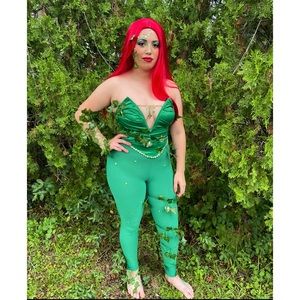 Poison ivy diy costume ❤️✨